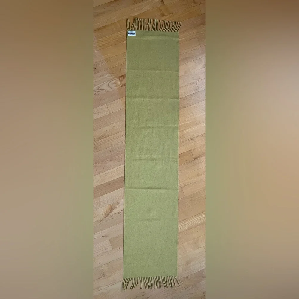 🐑Soft Cashmere Wool Blend Dry Yellow Fringe Vintage Begg of Ayr Scotland Scarf